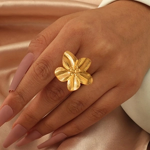 Stainless Steel Flower Ring Exaggerated Large Five Petal Textured Adjustable Open Band Retro Fashion Jewelry For Women