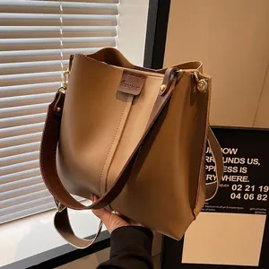 Women Bucket Bag PU Leather Large Capacity Wide Strap Shoulder Crossbody Tote Vintage Commuting Work Handbag Elegant
