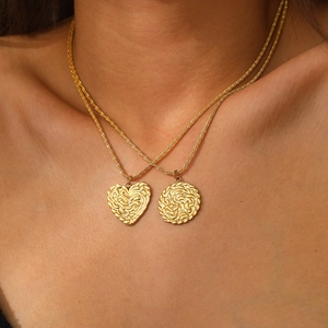 Collier Multi Rangs En Acier Inoxydable Avec Pendentif Cœur Et Rond Style Relief Texturé Bijoux Pour Femmes