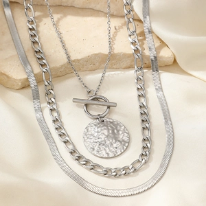 Triple layer stainless steel necklace set with Cuban chain and hammered disk pendant
