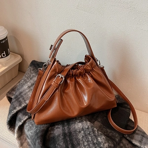 Fashion Ruched Cloud Bucket Bag Women Shiny PU Leather Handbag With Adjustable Shoulder Strap Crossbody Bag Retro Satchel