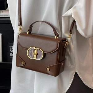 Vintage brown PU leather box bag with gold oval lock and top handle for women