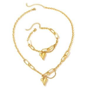 Ensemble collier et bracelet en acier inoxydable doré avec pendentif cœur élégant