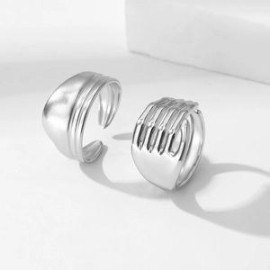Minimalist silver-plated open rings with smooth wave and skull bone textures