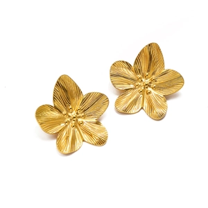Textured flower stud earrings in 18k gold plated stainless steel with petal relief