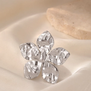 Modern silver 18K gold plated stainless steel ring with textured petal-shaped hammered metal