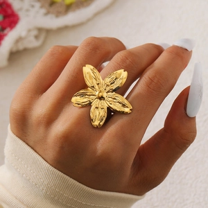 Ins Style Stainless Steel Flower Ring French Retro Adjustable Big Cherry Blossom Open Rings For Women Jewelry Accessory