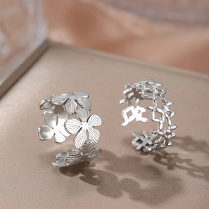 Set di anelli a fiori in acciaio inossidabile placcato oro 18K in stile retrò
