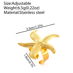 Vue détaillée d'une bague étoile de mer dorée réglable avec dimensions et texture métal