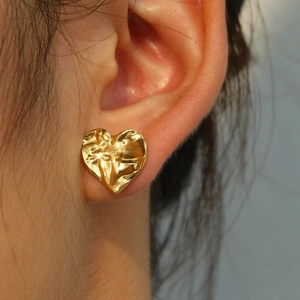 Heart Stud Earrings French Vintage Pleated Water Ripple Stainless Steel Geometric Jewelry For Women Light Luxury Style