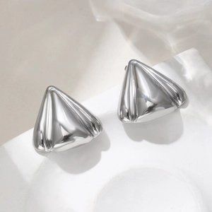 Polished silver stainless steel triangular earrings with mirror finish on stone