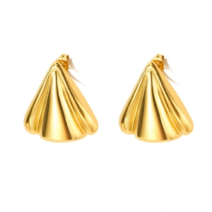 Polished 18K gold plated triangular fan-shaped stud earrings with textured folds