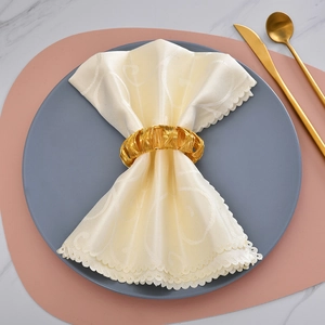 Rond de serviette en métal doré tressé pour décoration de table de mariage de luxe