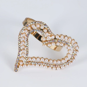 Golden heart napkin ring with double-layered faux pearls and AB crystal rhinestones