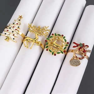 Ronds de Serviette de Noël en Alliage de Zinc Design Renne Sapin Couronne Strass Émail Décoration pour Mariage Banquet Fête