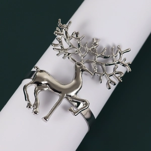 Elegant silver deer napkin ring with polished mirror finish for Christmas table decor
