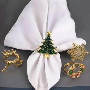 Christmas Napkin Rings Set Zinc Alloy Rhinestone Enamel Reindeer Snowman Tree Snowflake For Holiday Table Decor Party Accessory