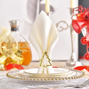 Rond de serviette sapin de Noël évidé doré élégant pour la décoration de table de fête