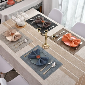 Ronds de serviette en forme de feuille d'érable rouge pour décoration de table chic