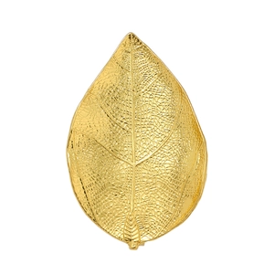 Elegant gold leaf napkin ring with detailed vein patterns for luxury table settings