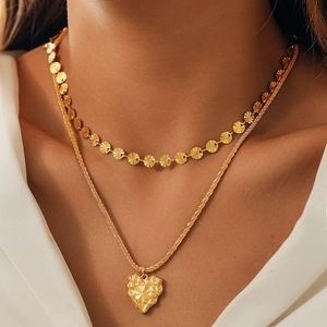 Layered Heart Pendant Necklace Stainless Steel Vintage Textured Round Disc Choker Clavicle Chain For Women