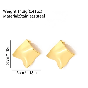 Detail of gold stainless steel ripple earrings showing 3cm size and 11.8g weight