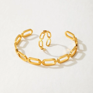 Gold-plated titanium steel open bangle and ring set with hollow chain-link design