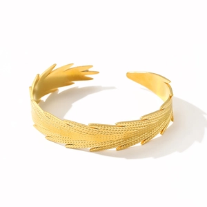 Bracciale rigido largo regolabile placcato oro 18K con trama a spiga di grano