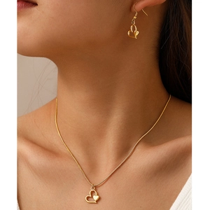 Collier Pendentif Coeur Et Boucles Oreilles Acier Inoxydable Double Amour Bijoux Élégant Minimaliste Pour Femmes