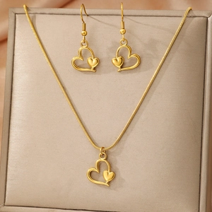Parure de bijoux coeur en plaqué or 18 carats avec collier chaîne serpent élégant