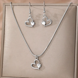 Parure de bijoux en acier inoxydable 18k avec collier pendentif cœur et boucles d'oreilles