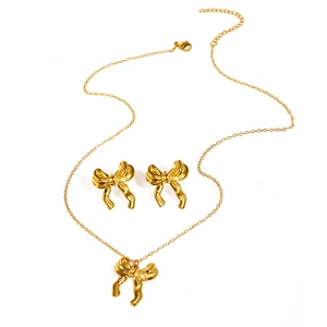 Parure de bijoux dorée 18K avec collier et boucles d'oreilles en forme de nœud papillon