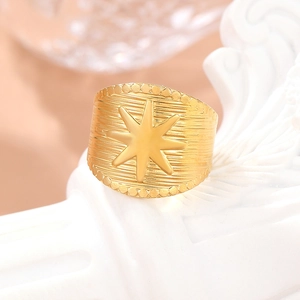 Classic 18K gold plated stainless steel wide star ring with textured vintage finish