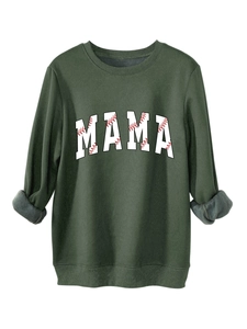 Détail du sweat vert foncé avec imprimé MAMA style baseball et doublure polaire chaude