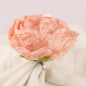 Pink Peony Flower Napkin Rings Elegant Satin Floral Napkin Buckle Holder For Wedding Banquet Hotel Dining Table Decoration