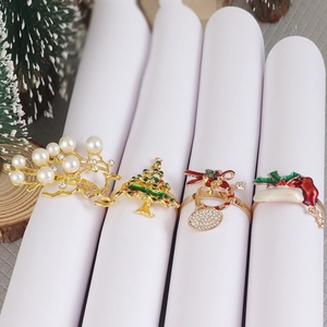 Christmas Napkin Rings Zinc Alloy Enamel Rhinestone Reindeer Snowflake Tree Table Decor For Holiday Dinner