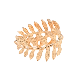 Rond de serviette feuille de laurier dorée avec détails pour décoration de mariage
