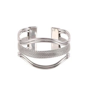Three-layer silver metal mesh woven open napkin ring with elegant wavy band design