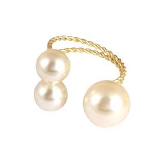 Golden twisted napkin ring with three cream pearls for elegant holiday table settings