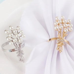 Ronds de serviette élégants en or et argent avec perles et nœud en strass pour table