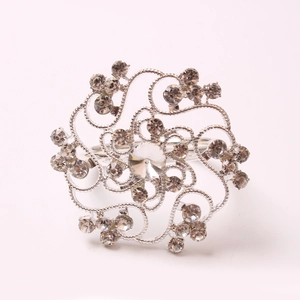 Silver hollow flower napkin ring with rhinestones for elegant wedding table settings