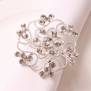 Hollow Flower Napkin Rings Silver Zinc Alloy Rhinestone Napkin Holders For Wedding Banquet Hotel Dining Table Decor