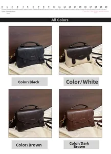 Detaillierter Vergleich schicker Ledertaschen in vier Farben mit 20 cm Größenangabe