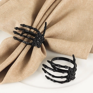 Halloween Black Skeleton Hand Napkin Ring Zinc Alloy Bone Shape Napkin Buckle For Hotel Banquet Party Decoration Jewelry