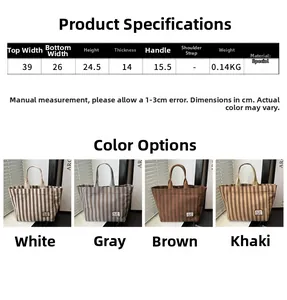 Tableau des tailles détaillé et quatre couleurs pour ce grand sac fourre-tout
