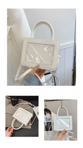Détails du sac blanc en PU avec fenêtre transparente et bandoulière en trois vues