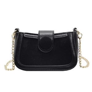 Sac à bandoulière noir chic avec chaîne dorée et finitions en cuir texturé