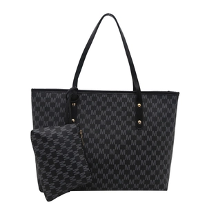 Conjunto de bolso tote y monedero negro con estampado de monograma gris y tachuelas