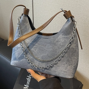 Damen Hobo Umhängetasche PU Leder Doppelte Metallkette Retro Crescent Achseltasche Für Tägliches Pendeln Mode