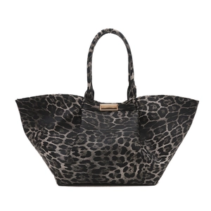 Grote vintage tote bag met luipaardprint, dubbele handvaten en gouden metalen details op wit